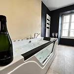 E4 Reton Avec Balneo T2 Au Couur D Apartment