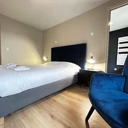 Apartment E4 Reton Avec Balneo T2 Au Couur D Epernay