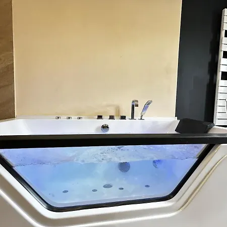 E4 Reton Avec Balnéo T2 Au Couur D Appartamento *